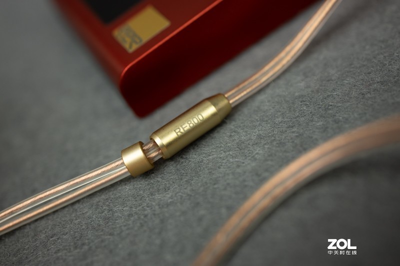 金疙瘩的诱惑，简单聊聊最近入手的Hifiman RE800耳机