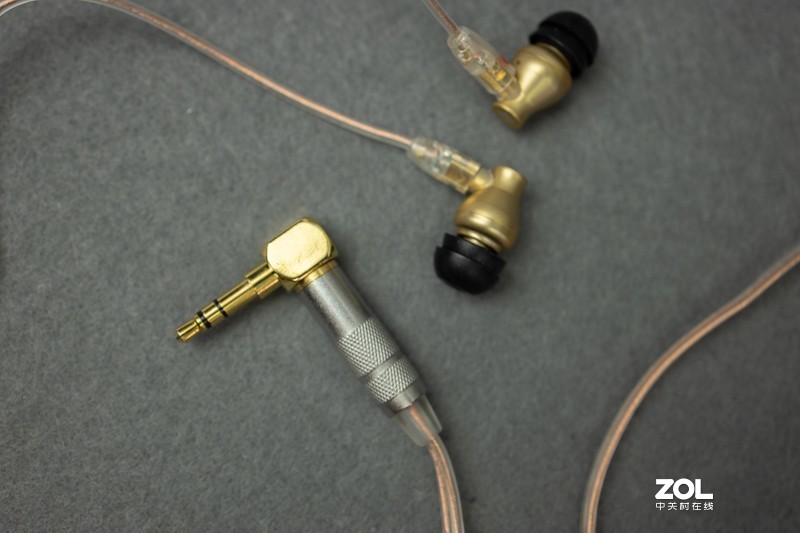 金疙瘩的诱惑，简单聊聊最近入手的Hifiman RE800耳机