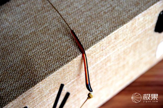 从现在开始防蓝光，这款双重阻隔技术的眼镜，颜值还贼高！