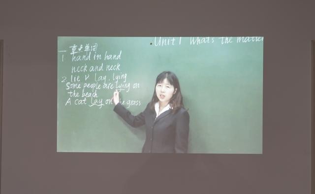 投影仪买了就后悔？别错过这款实用型无线投影仪