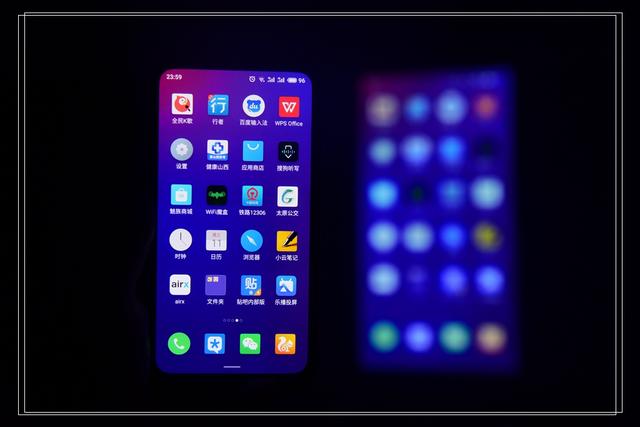 #投影仪# 口袋里的投影仪—随时随地的电影院京造微型投影仪HDP200