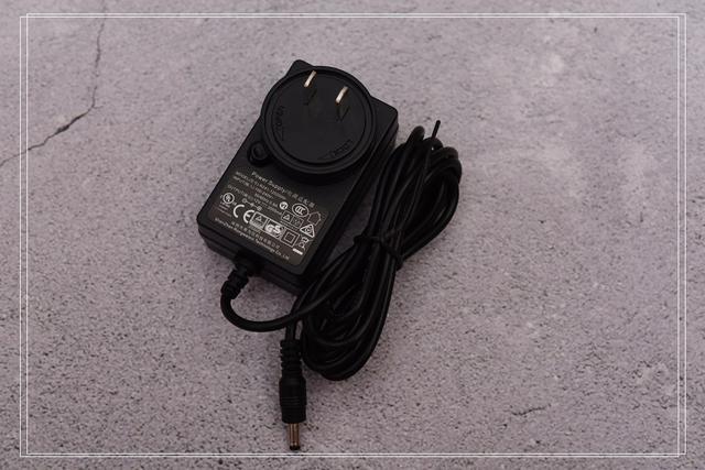 #投影仪# 口袋里的投影仪—随时随地的电影院京造微型投影仪HDP200