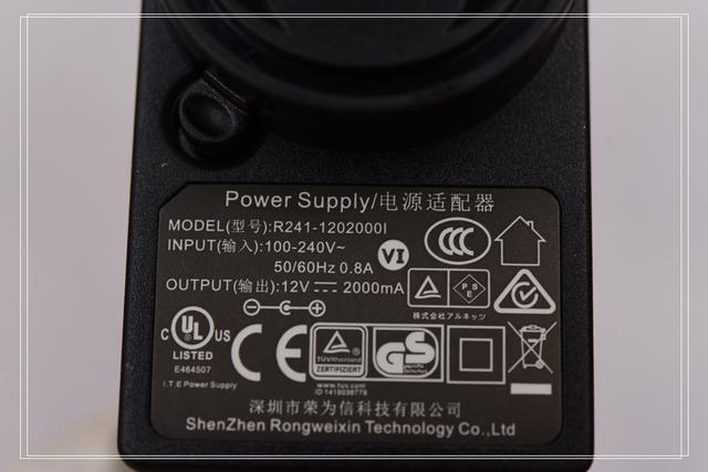 #投影仪# 口袋里的投影仪—随时随地的电影院京造微型投影仪HDP200