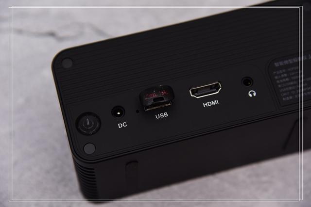 #投影仪# 口袋里的投影仪—随时随地的电影院京造微型投影仪HDP200