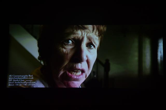 #投影仪# 口袋里的投影仪—随时随地的电影院京造微型投影仪HDP200