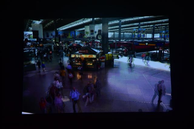 #投影仪# 口袋里的投影仪—随时随地的电影院京造微型投影仪HDP200