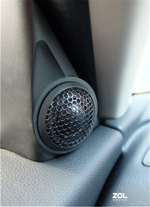 简单夺冠 雅阁改装卓美汽车音响参战MECA赛事