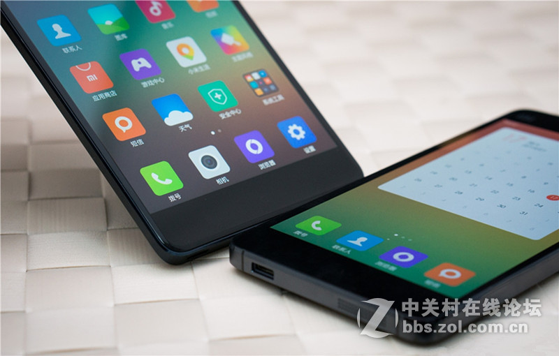 5.7 吋大屏+双曲面玻璃 小米 Note 美图抢先看