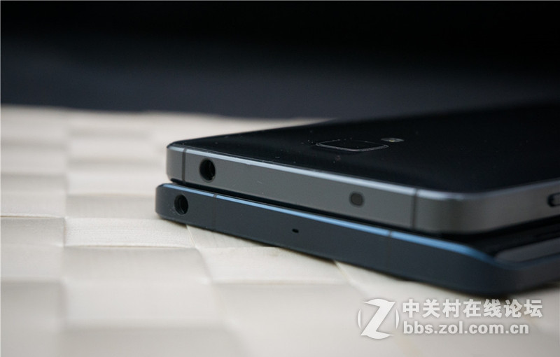 5.7 吋大屏+双曲面玻璃 小米 Note 美图抢先看