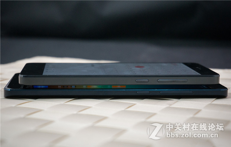5.7 吋大屏+双曲面玻璃 小米 Note 美图抢先看