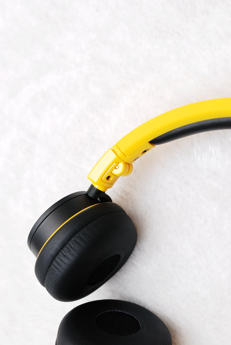 外设最给力的新年礼物入手黄色akgy40