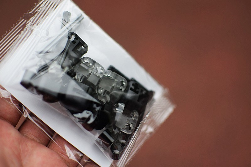 9.9元盲盒开拆 小米多彩指尖积木