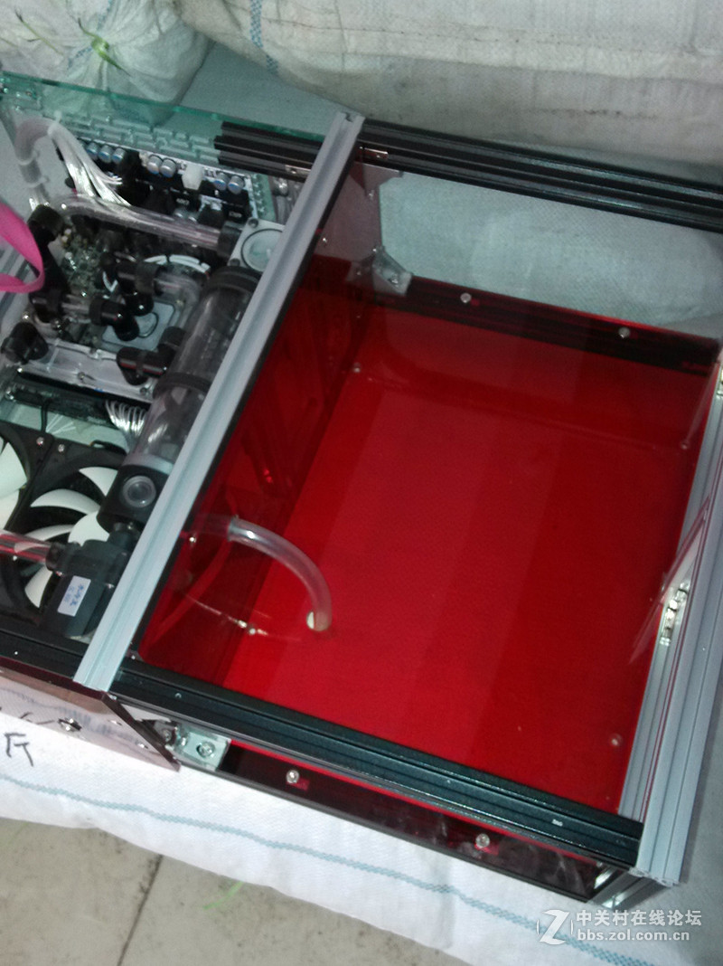 简单打造HTPC迷你机桌/桌机/桌箱一体