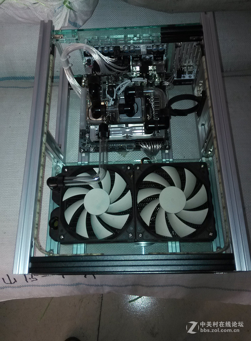 简单打造HTPC迷你机桌/桌机/桌箱一体