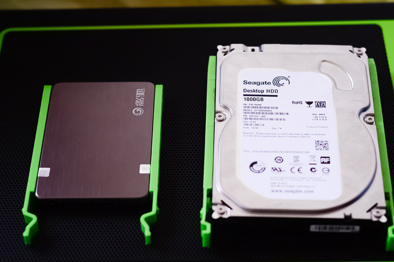 先马碳立方装机好逼格！