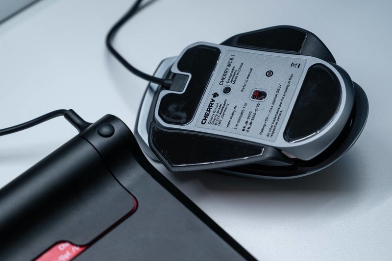 没有忍住的剁手，樱桃MX8.0RGB键盘+樱桃MC8.1游戏鼠标