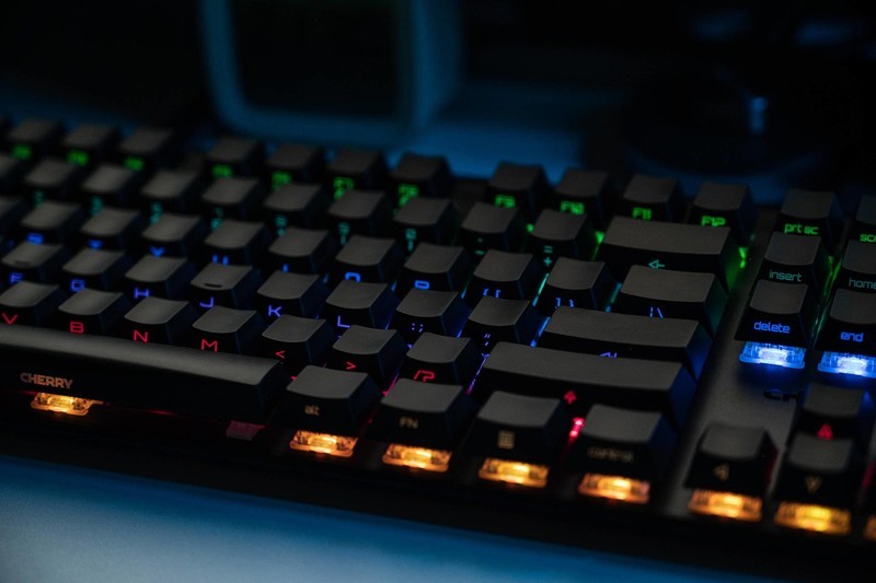 没有忍住的剁手，樱桃MX8.0RGB键盘+樱桃MC8.1游戏鼠标