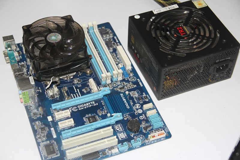 新年清理灰尘+升级铭瑄GTX960显卡+金河田超越beyond换箱装机