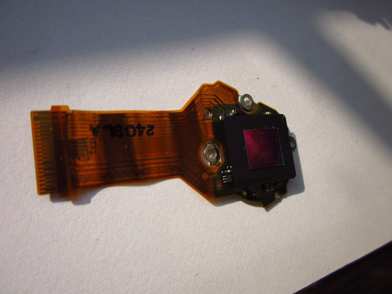 松下ZS10拆机，CCD除灰体验。与大家共享。