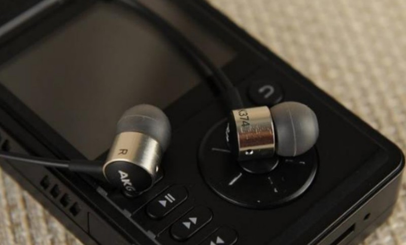 2020无线蓝牙耳机该如何挑选？这几个小窍门你得要知道！