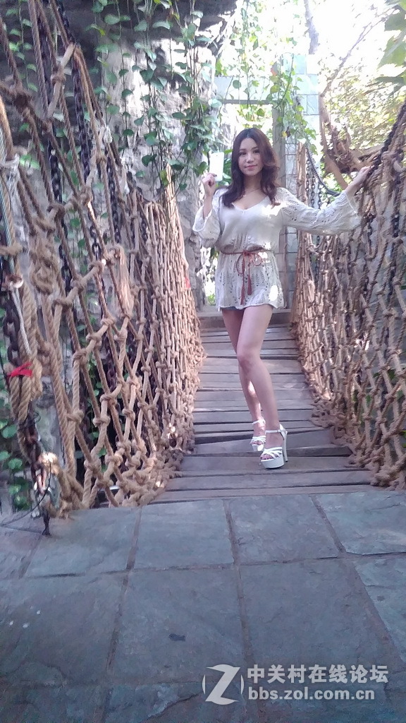 #冬日密语，日系私拍# 丹唇逐笑开，日照石榴裙2