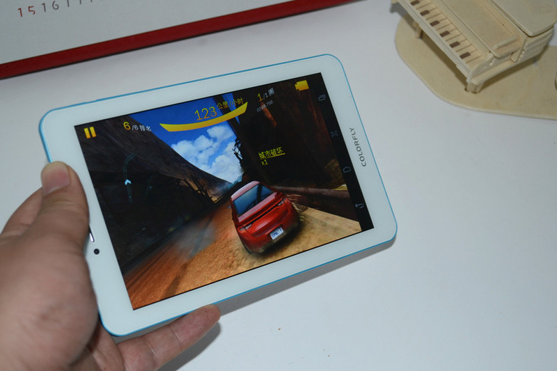 #我是七彩虹G708绝配达人#这个手机屏幕大，玩游戏看超清。