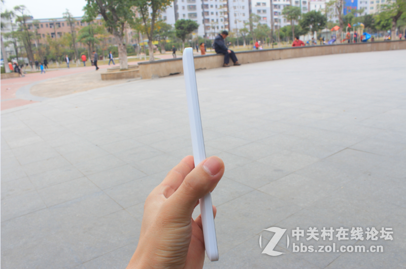 原道W7平板WIN8安卓双系统评测，单手握持，随身携带