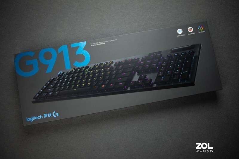 将近2000入手一个游戏键盘，价格不便宜玩起来真香