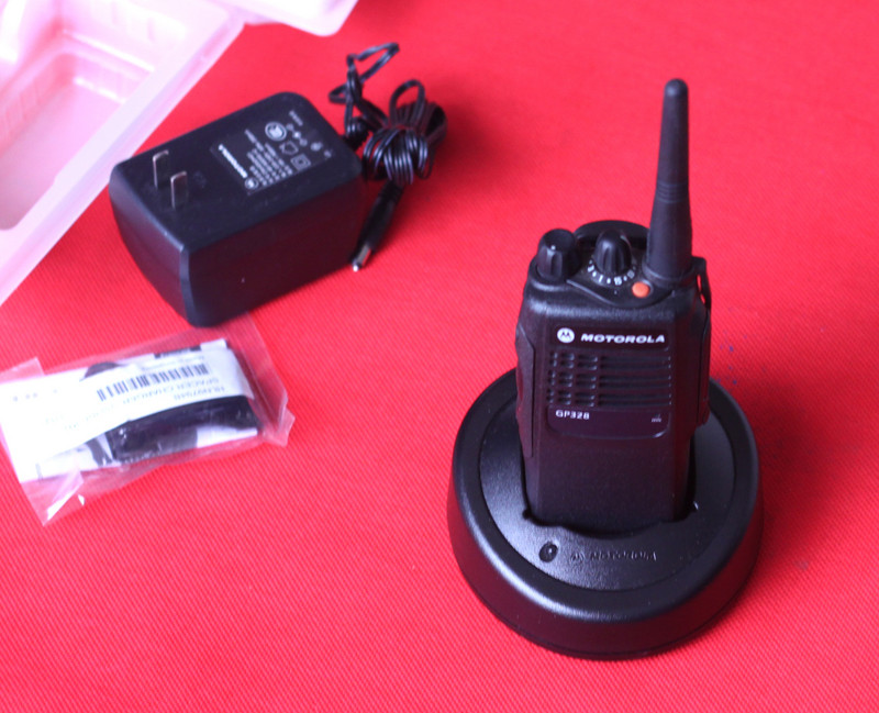 980元出六台全新GP328对讲机