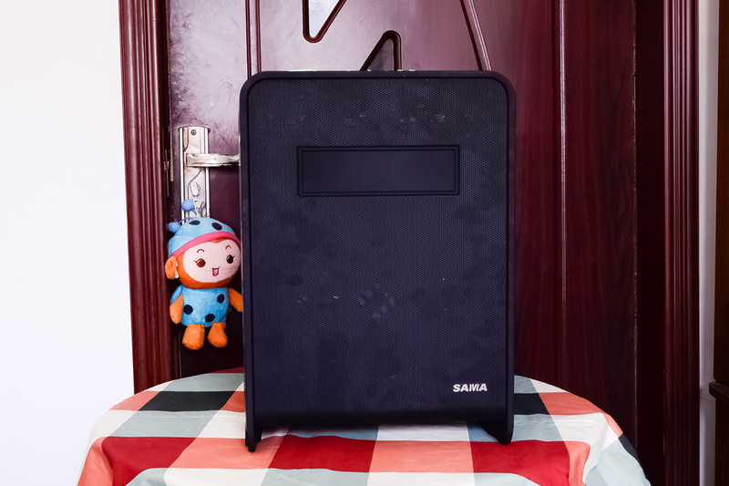 先马碳立方装机好逼格！