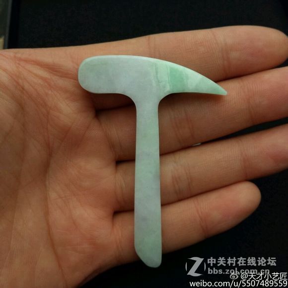 我也帮这个玉雕工匠宣传一下，为锤子手机尽点绵薄之力。