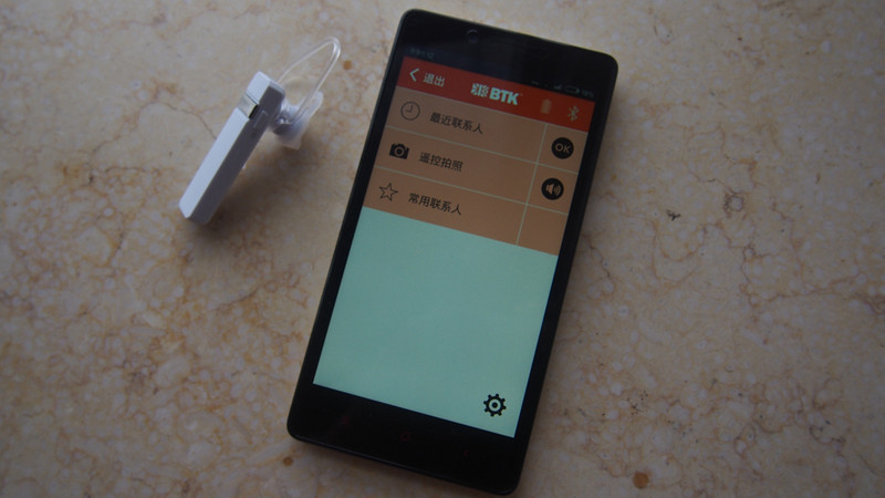 我家的耳机会拍照-BTK C1蓝牙耳机