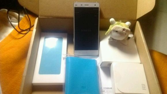 哈哈哈。 米4到手了