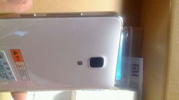 哈哈哈。 米4到手了