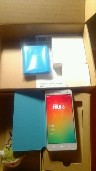 哈哈哈。 米4到手了