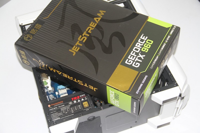 新年清理灰尘+升级铭瑄GTX960显卡+金河田超越beyond换箱装机