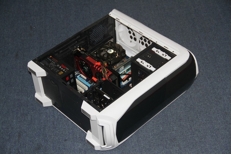 新年清理灰尘+升级铭瑄GTX960显卡+金河田超越beyond换箱装机