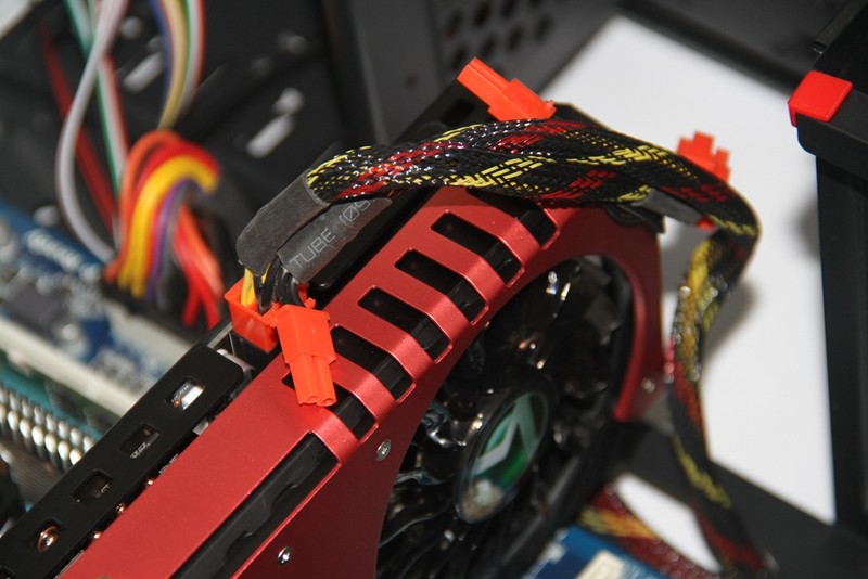 新年清理灰尘+升级铭瑄GTX960显卡+金河田超越beyond换箱装机