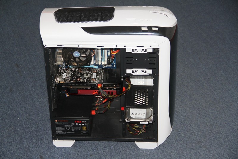 新年清理灰尘+升级铭瑄GTX960显卡+金河田超越beyond换箱装机