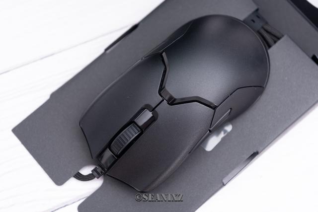 69g致轻致命：Razer Viper毒蝰 游戏鼠标