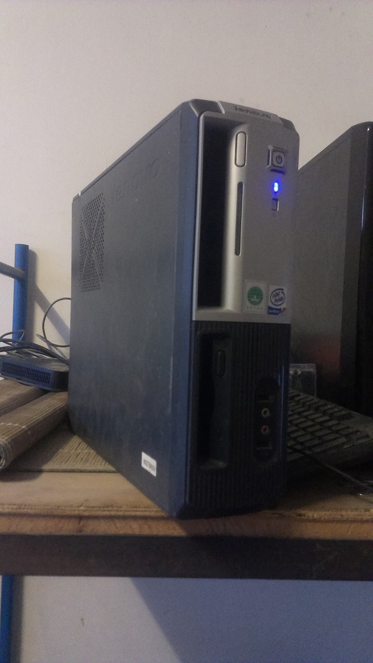 黑群晖 NAS 联想小机箱 双核2G内存 HDMI 千兆网卡