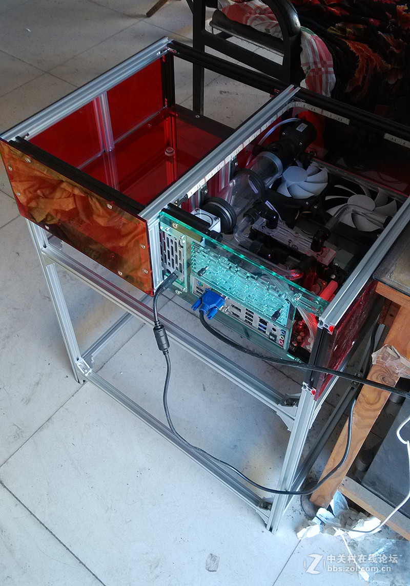 简单打造HTPC迷你机桌/桌机/桌箱一体