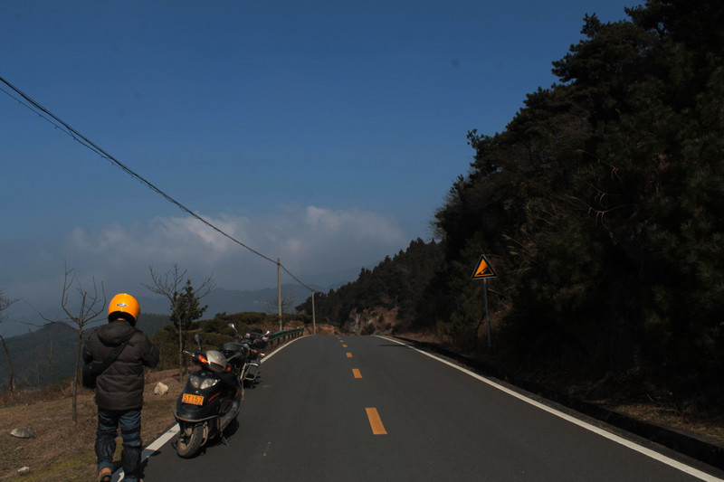 摩游南岳四绝之一千年古寺方广寺