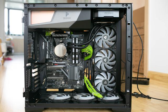 低调奢华系列，性能颜值均好于预期，BARROW 炫影360水冷体验