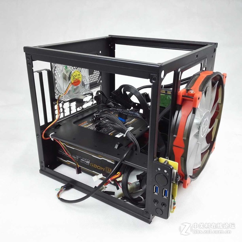 过节给机箱清清灰 秀秀我的Tt V1小钢炮