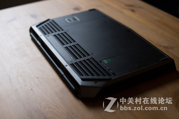 Alienware 17 R2，不负众望的游戏本