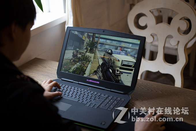 Alienware 17 R2，不负众望的游戏本