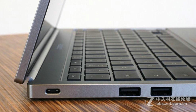 #约稿#Google笔记本真机被曝光，这也学苹果？千年老二学不得！