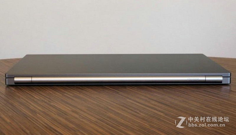 #约稿#Google笔记本真机被曝光，这也学苹果？千年老二学不得！