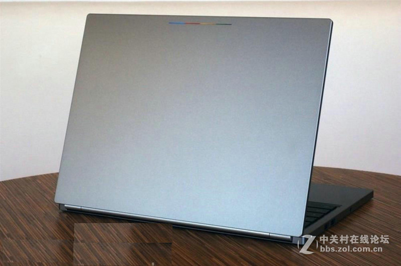 #约稿#Google笔记本真机被曝光，这也学苹果？千年老二学不得！